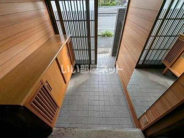 玄関