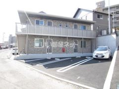 グナーデ衣山の外観画像