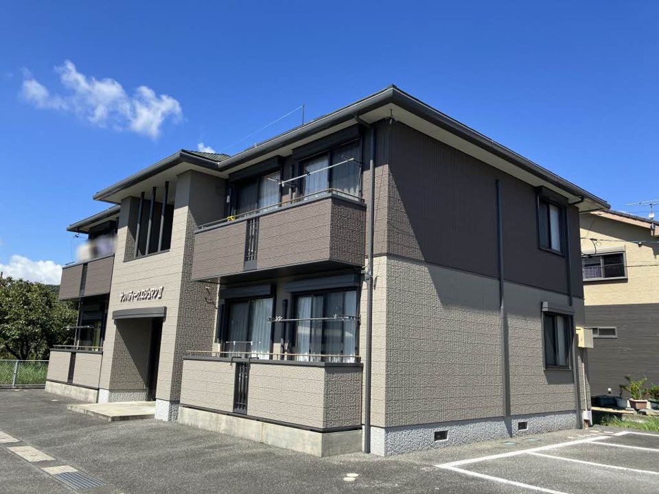 柳井駅よりバス12分 徒歩3分 築22年2ヶ月 2階建の賃貸物件