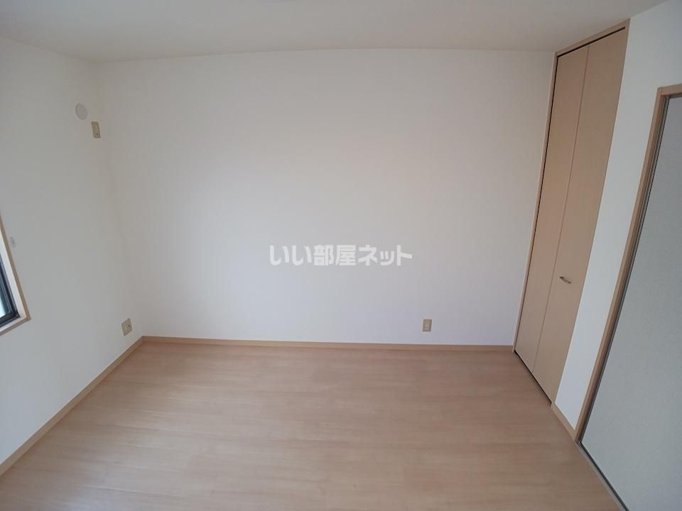ベッドルーム