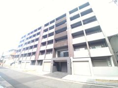 TRIーSTAGEの外観画像