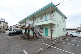 ピューラ城ヶ崎A棟の外観画像