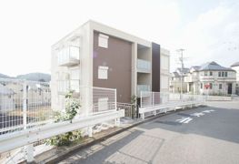 スカイヒルズ栗平の外観画像