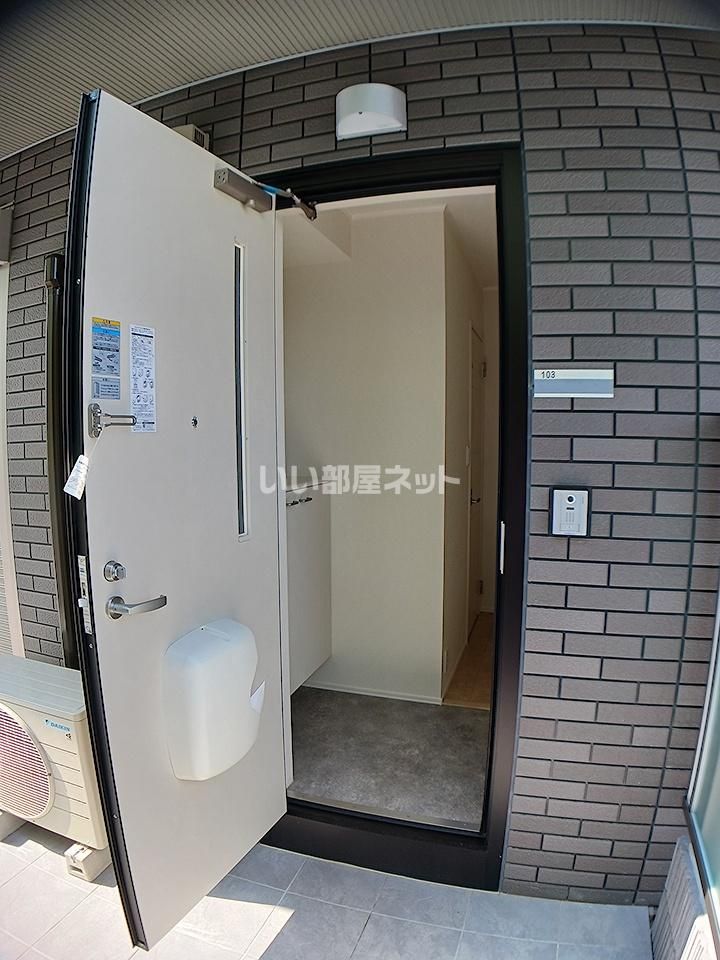 玄関