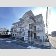 ファミーユ・エネの外観画像