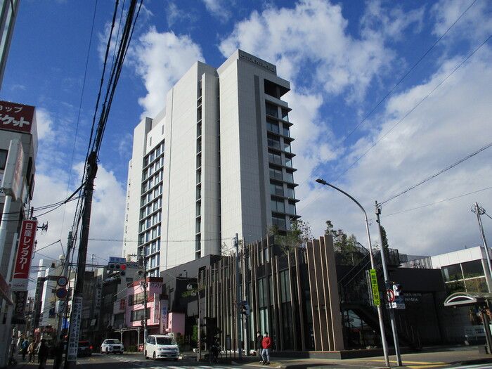 近くに施設あり