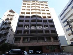 インプレイス中央の外観画像