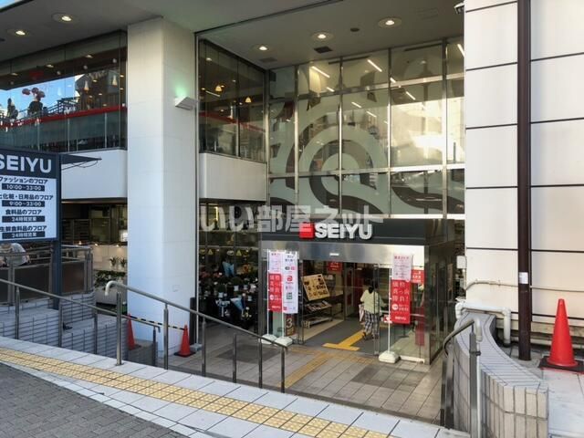 近くに施設あり