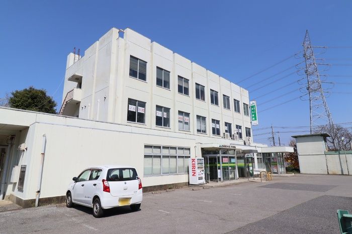 近くに施設あり