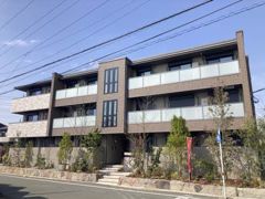 シャーメゾン湖東グランデの外観画像