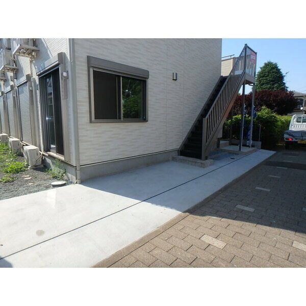 近くに施設あり