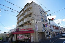 サン・フローネ川宗の外観画像