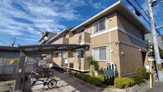 クローバーハイツの外観画像