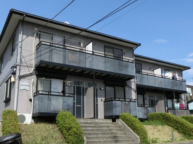 三ツ境駅よりバス10分 徒歩2分 築26年2ヶ月 2階建の賃貸物件