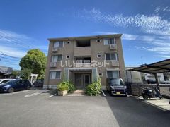 クレマンティーヌ A棟の外観画像