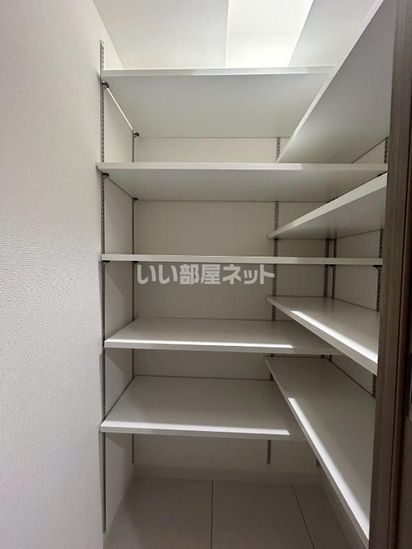 収納