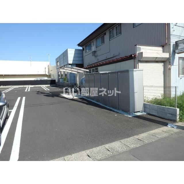 近くに施設あり