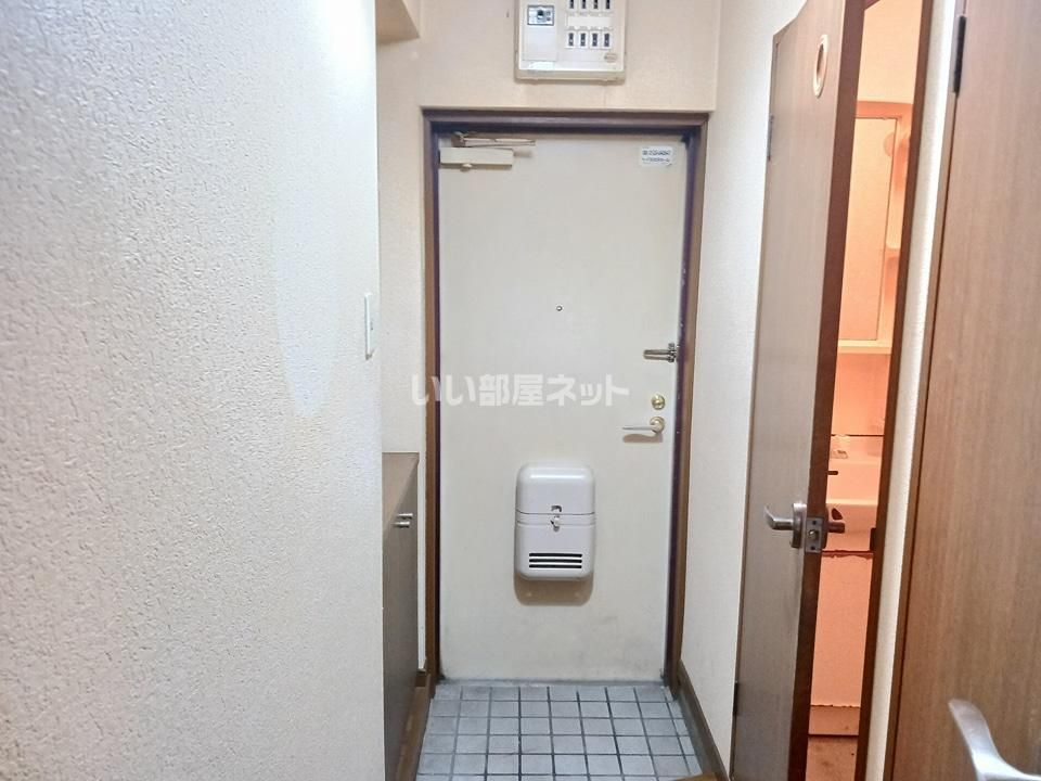 玄関