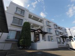 マンションアザレアA棟の外観画像