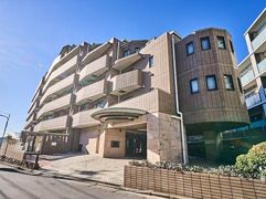 ライオンズガーデン初台の外観画像