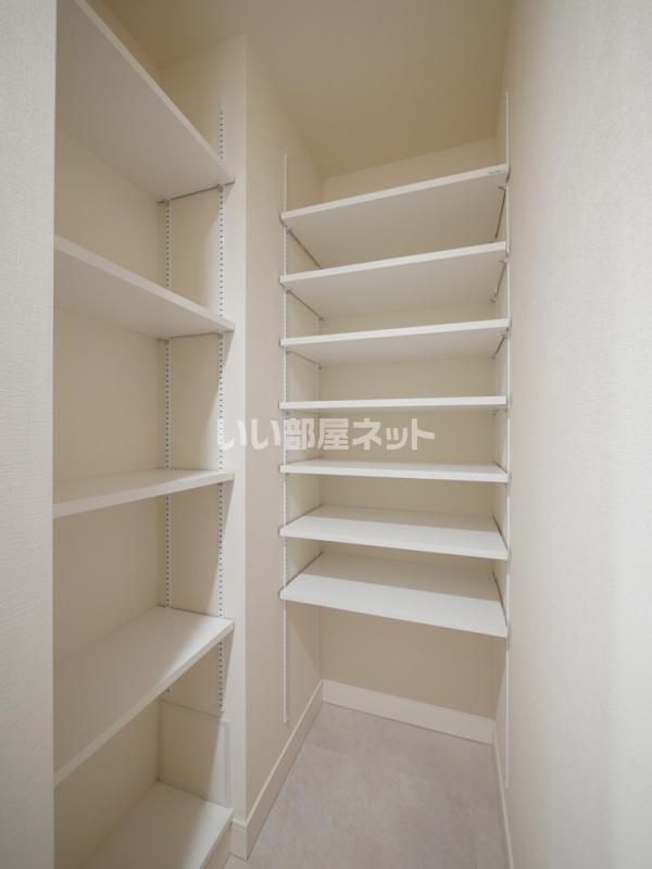 収納