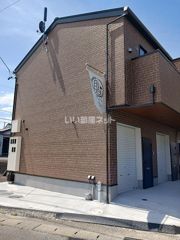 朝の窓辺とカプチーノ 1st streetの外観画像
