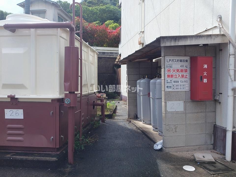 近くに施設あり