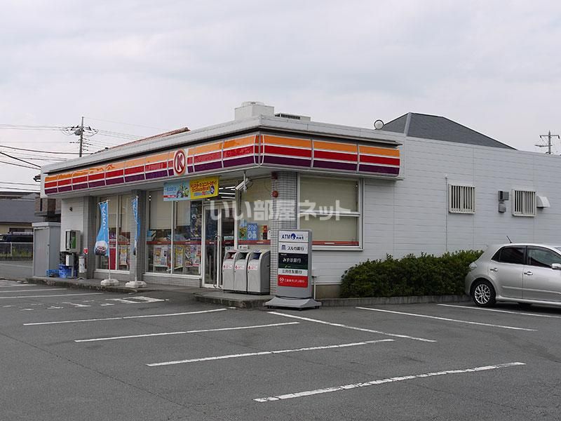 近くに施設あり