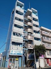 ブルースカイタワーの外観画像
