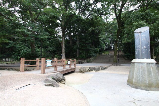 近くに施設あり