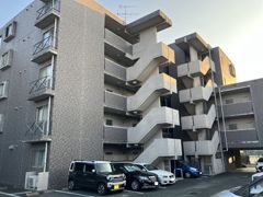 ハイリッヒ新屋敷の外観画像