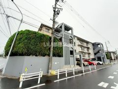 ライフ新緑の外観画像
