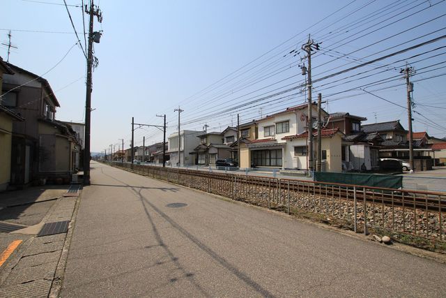 近くに施設あり