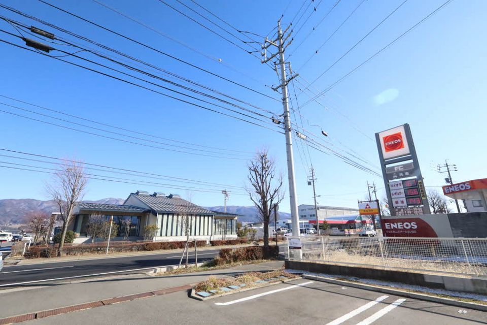 近くに施設あり