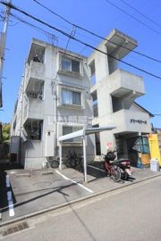 メリーモナークの外観画像