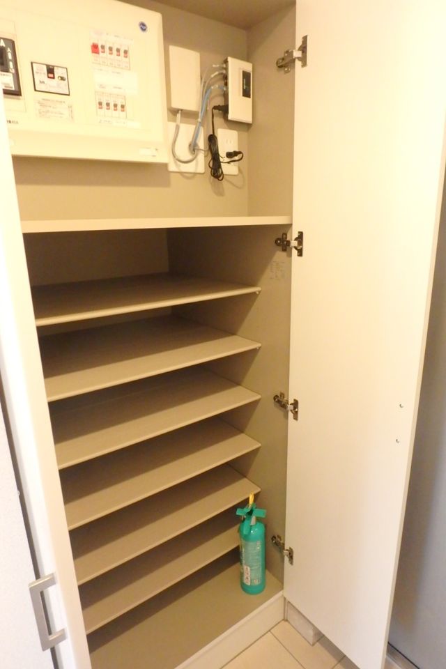 収納