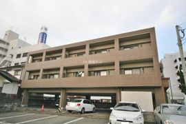 ファミール天神の外観画像