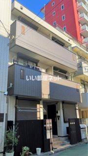 グローリッチの外観画像
