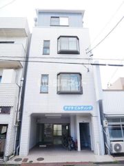 デグチビルディングの外観画像
