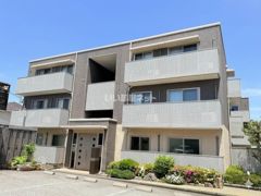 シュクランの外観画像