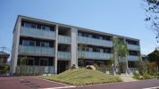 ベレオ西新浜 A棟の外観
