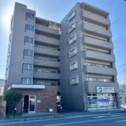 シャルマンパーク若江の外観画像