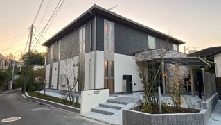 プレミアの外観画像