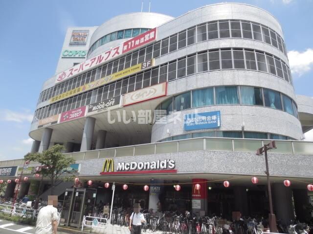 近くに施設あり