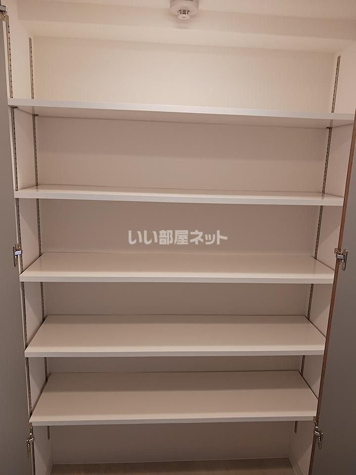 収納