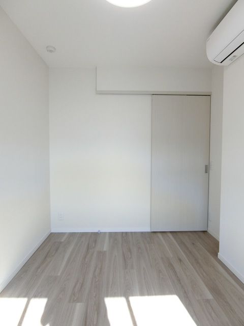 ベッドルーム