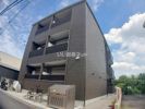 グラシアスコート学園前EASTの外観