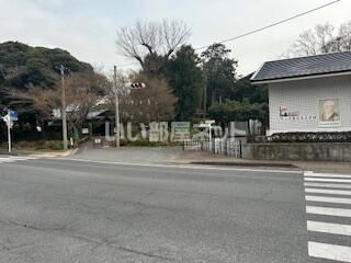 近くに施設あり