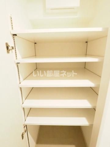 収納