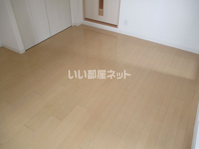 ベッドルーム